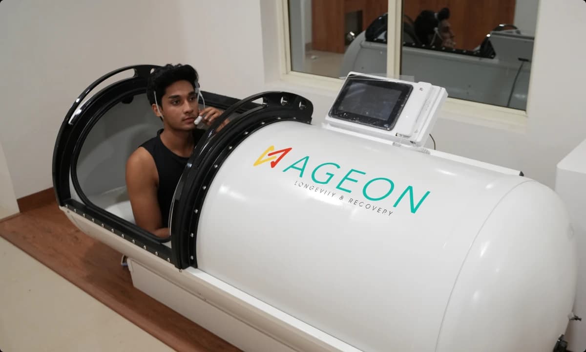 Hyperbaric Oxygen Therapy Chamber